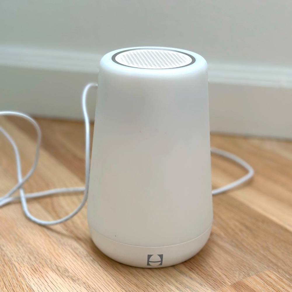 Hatch baby sound machine and light